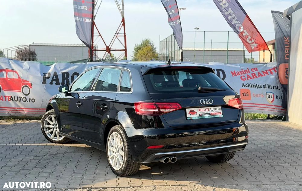 Audi A3 2.0 TDI S tronic Sport - 4