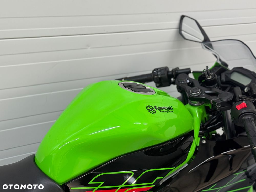 Kawasaki Ninja - 6
