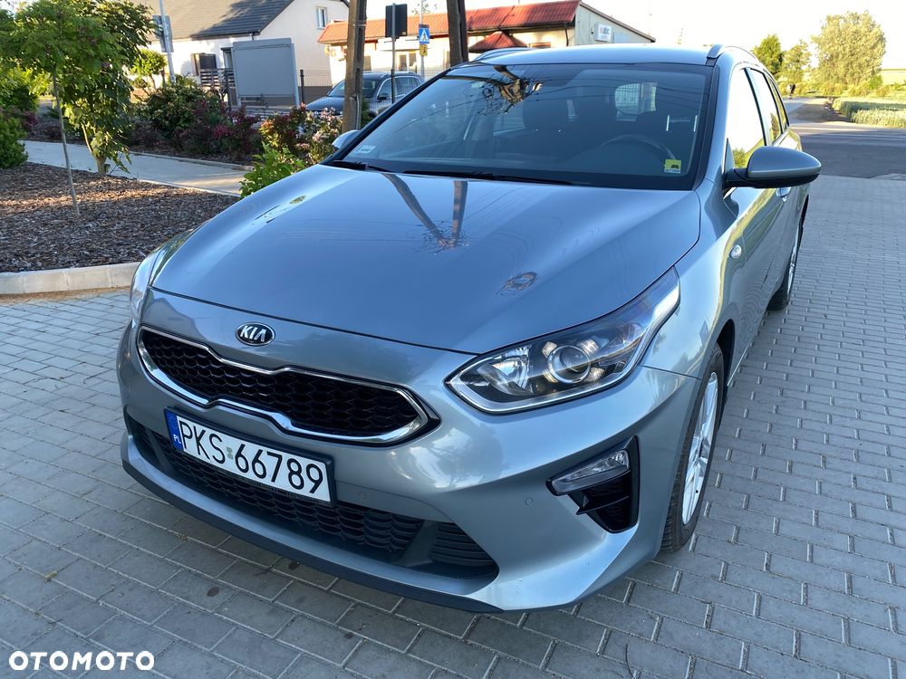 Kia Ceed 1.6 CRDi mHEV M - 1