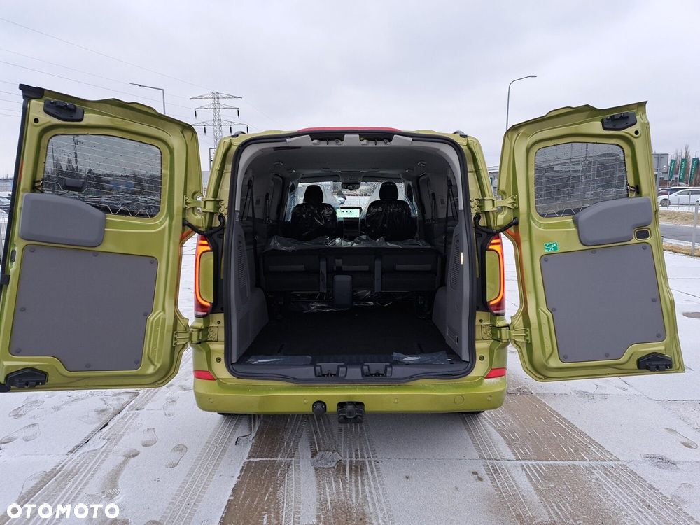 Volkswagen Nowa Caravelle - 27