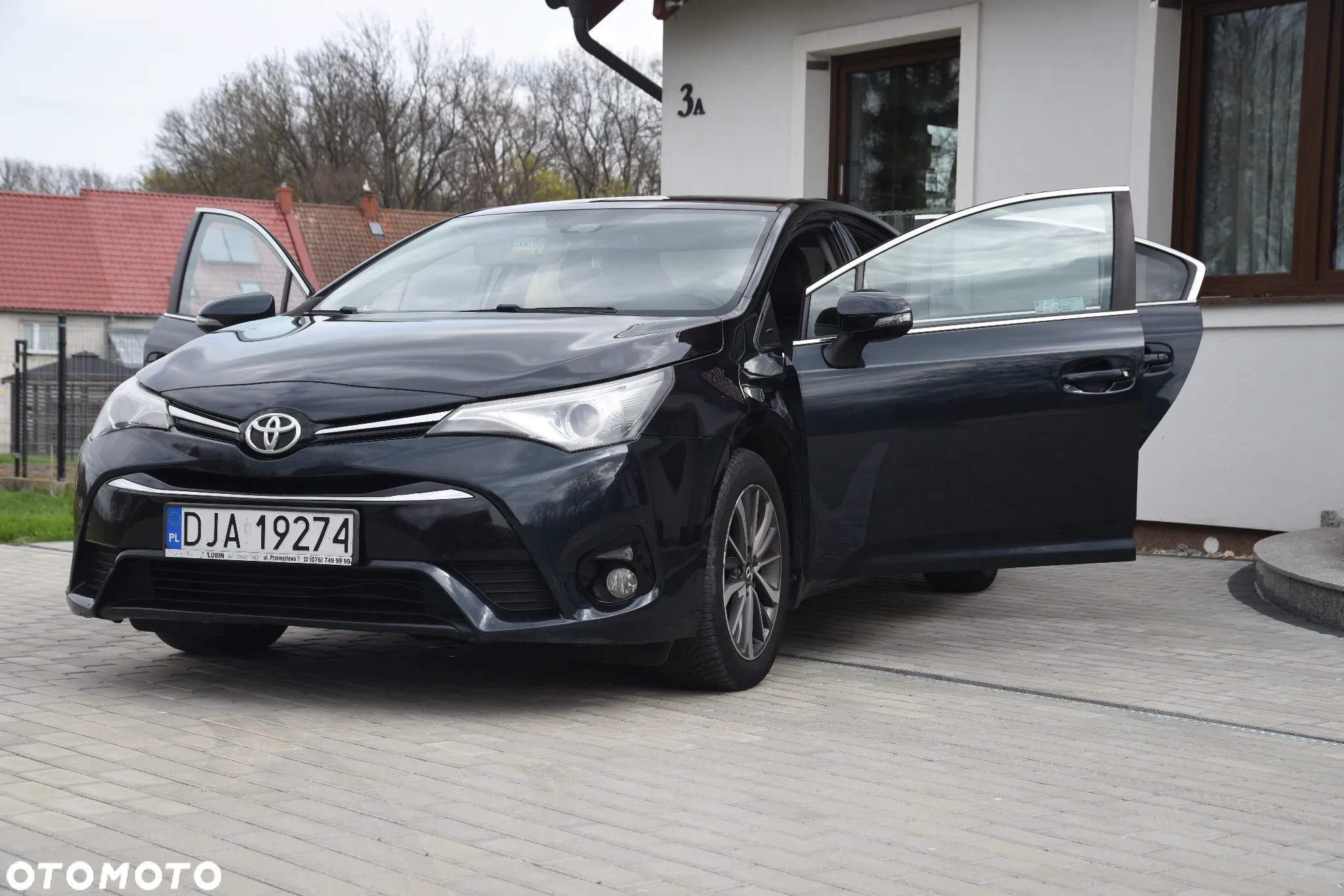 Toyota Avensis - 11