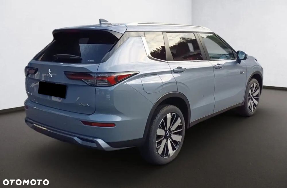 Mitsubishi Outlander Intense - 4