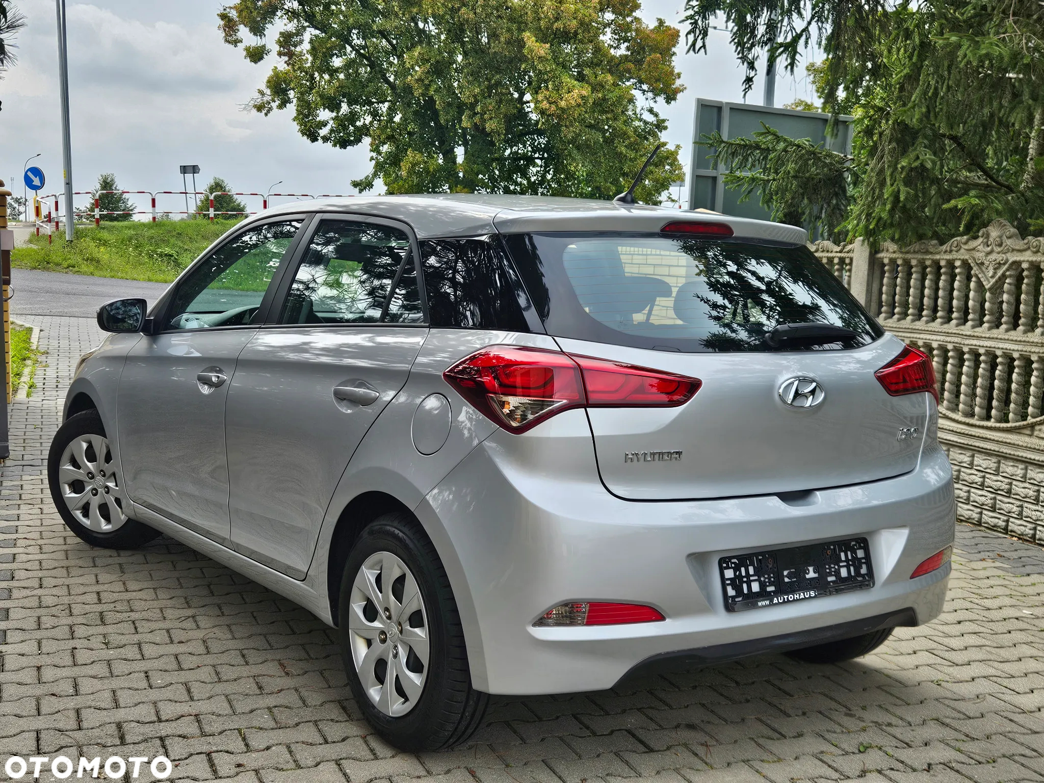 Hyundai i20 1.2 BlueDrive Go - 11