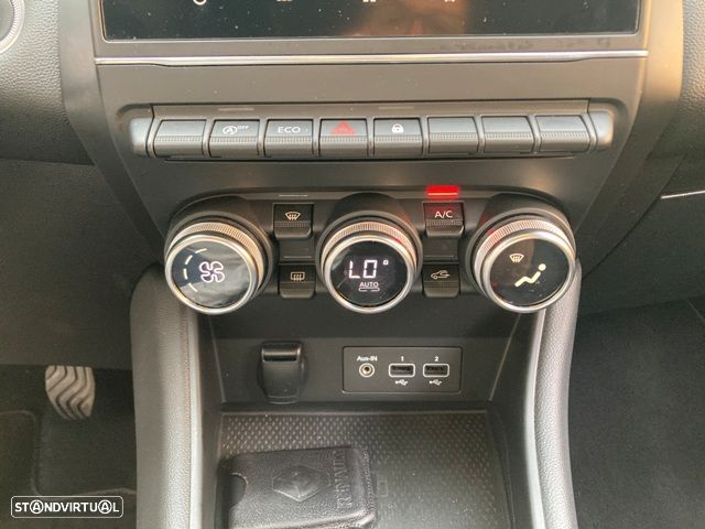 Renault Captur 1.0 TCe Exclusive - 26