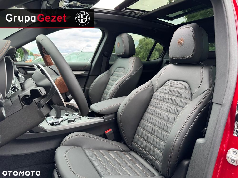 Alfa Romeo Stelvio - 10