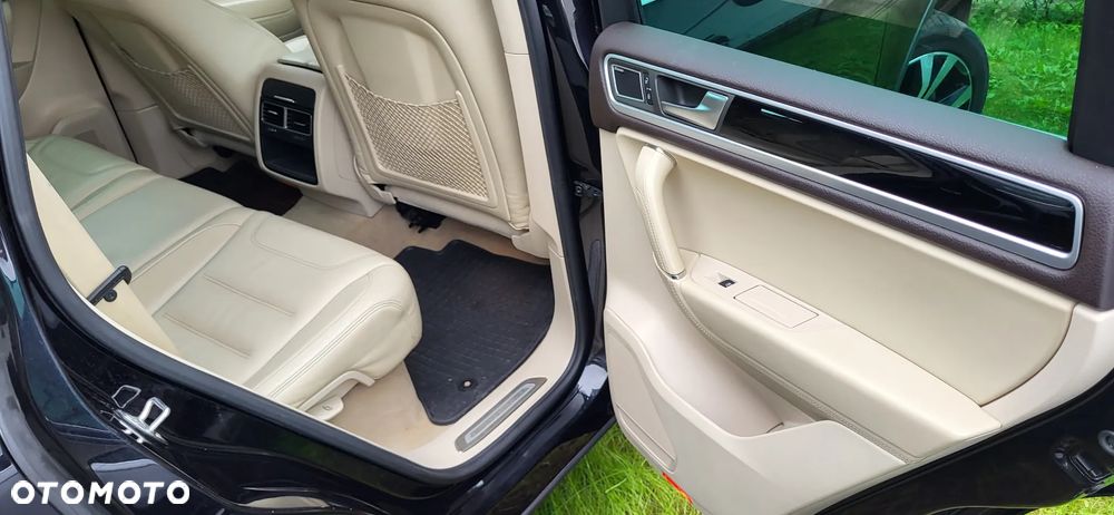 Volkswagen Touareg 3.0 V6 TDI BMT - 15