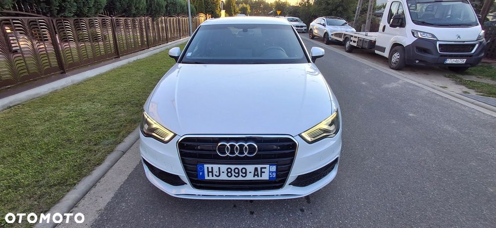 Audi A3 Sportback 2.0 TDI (clean diesel) S line Sportpaket - 2