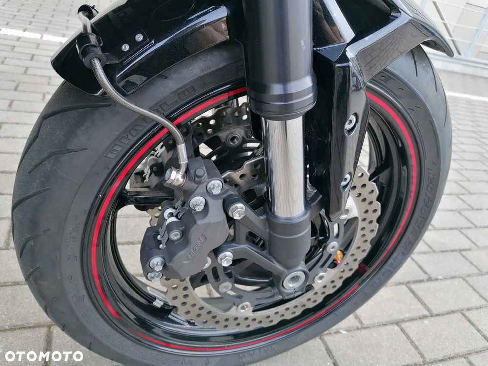 Kawasaki Z 900 - 31