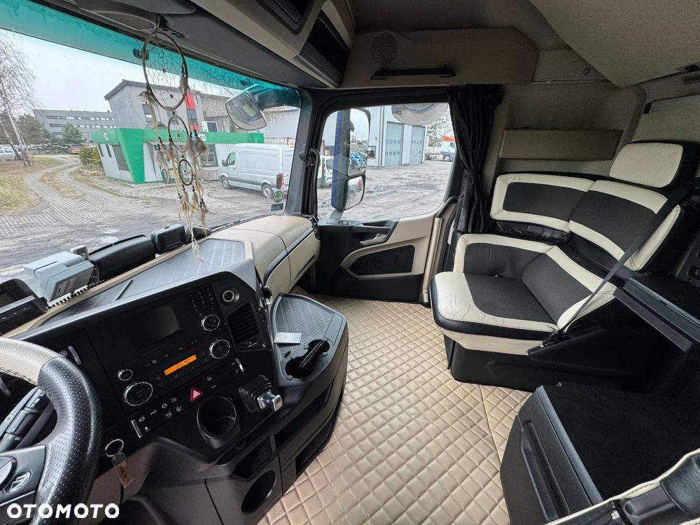Mercedes-Benz Actros 1842 - 8
