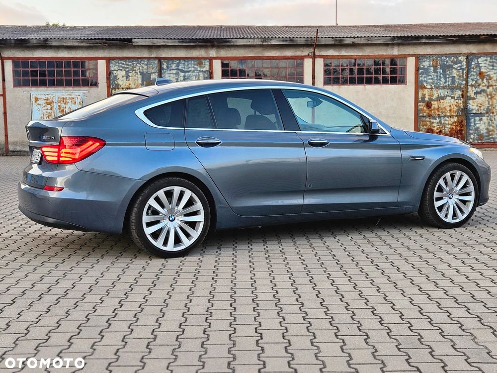 BMW 5GT 520d - 14