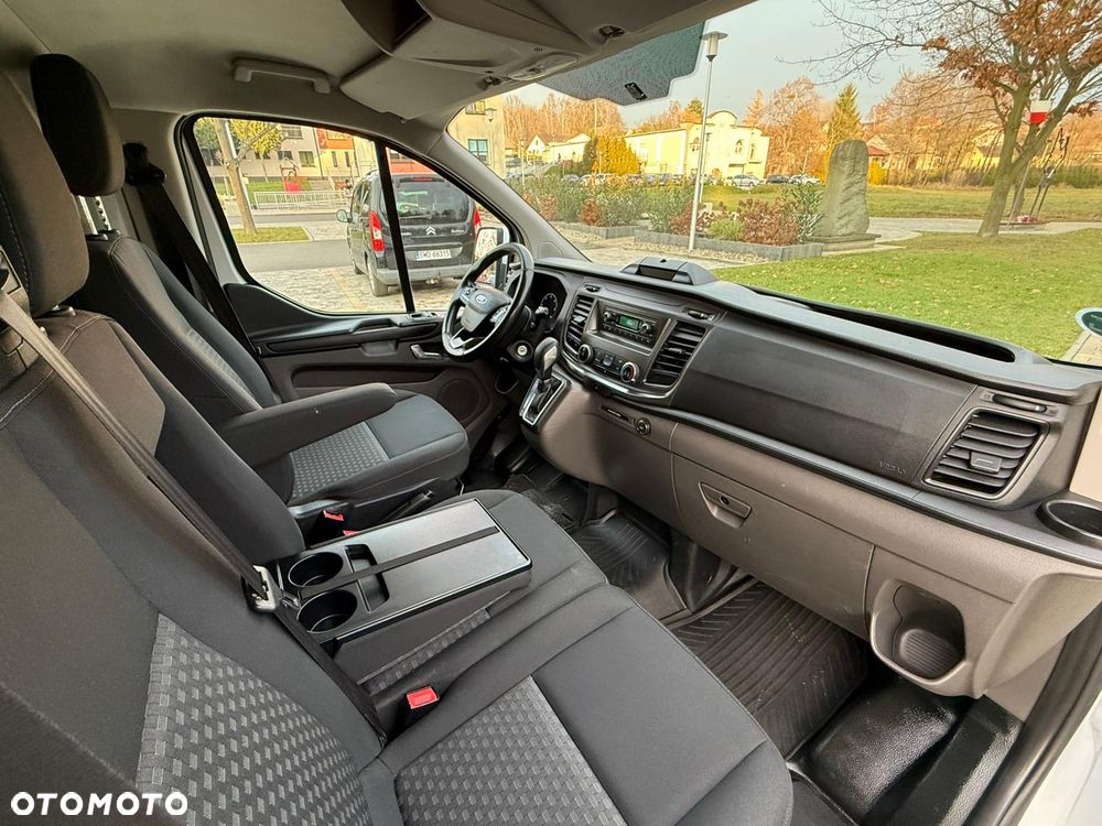 Ford Tranzit Custom - 14