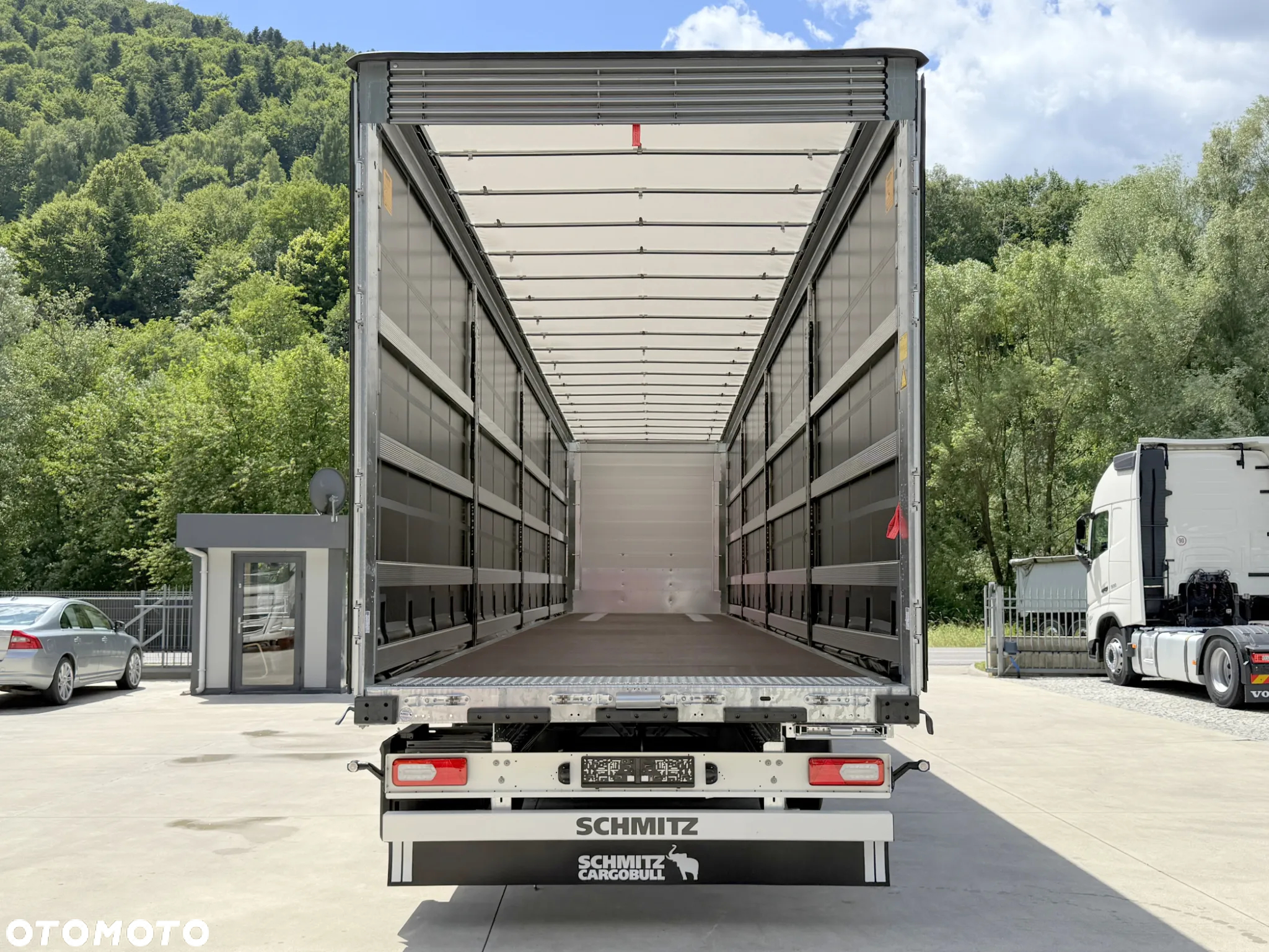 Schmitz Cargobull VARIOS + SKRZYNKA - 13