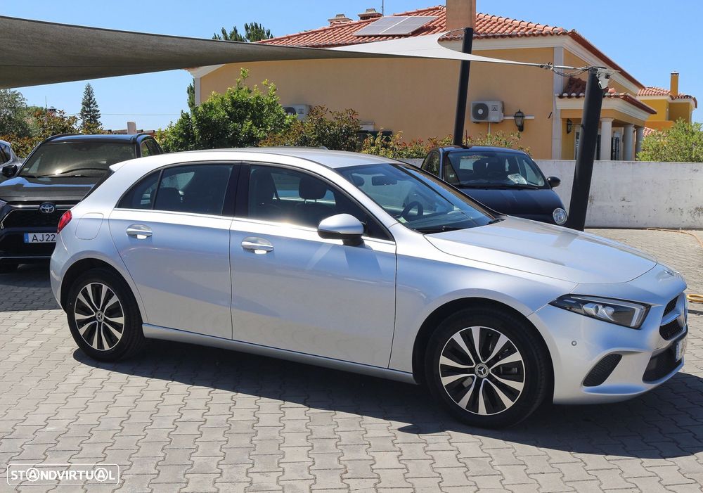 Mercedes-Benz A 250 e Style Plus - 19