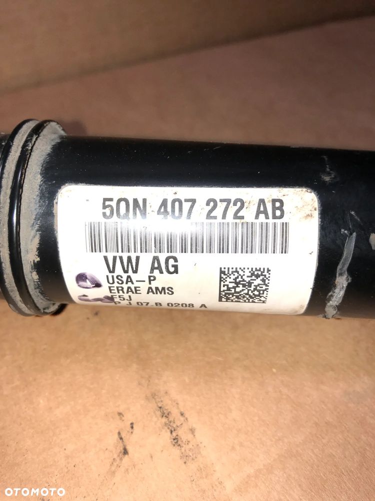 PÓŁOŚ PRAWA  VW TIGUAN 5QN407272AB    gwa!!! - 2