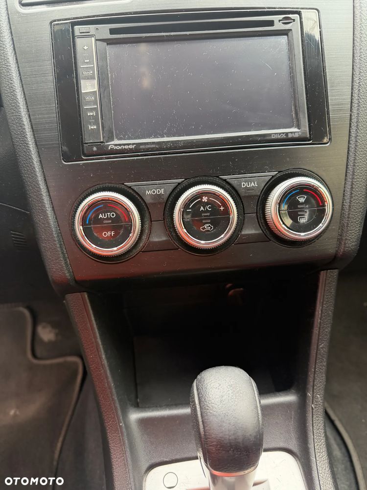 Subaru XV 2.0i Lineartronic Exclusive + - 7