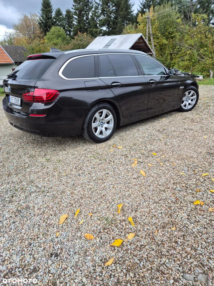 BMW Seria 5 520d xDrive Luxury Line - 3