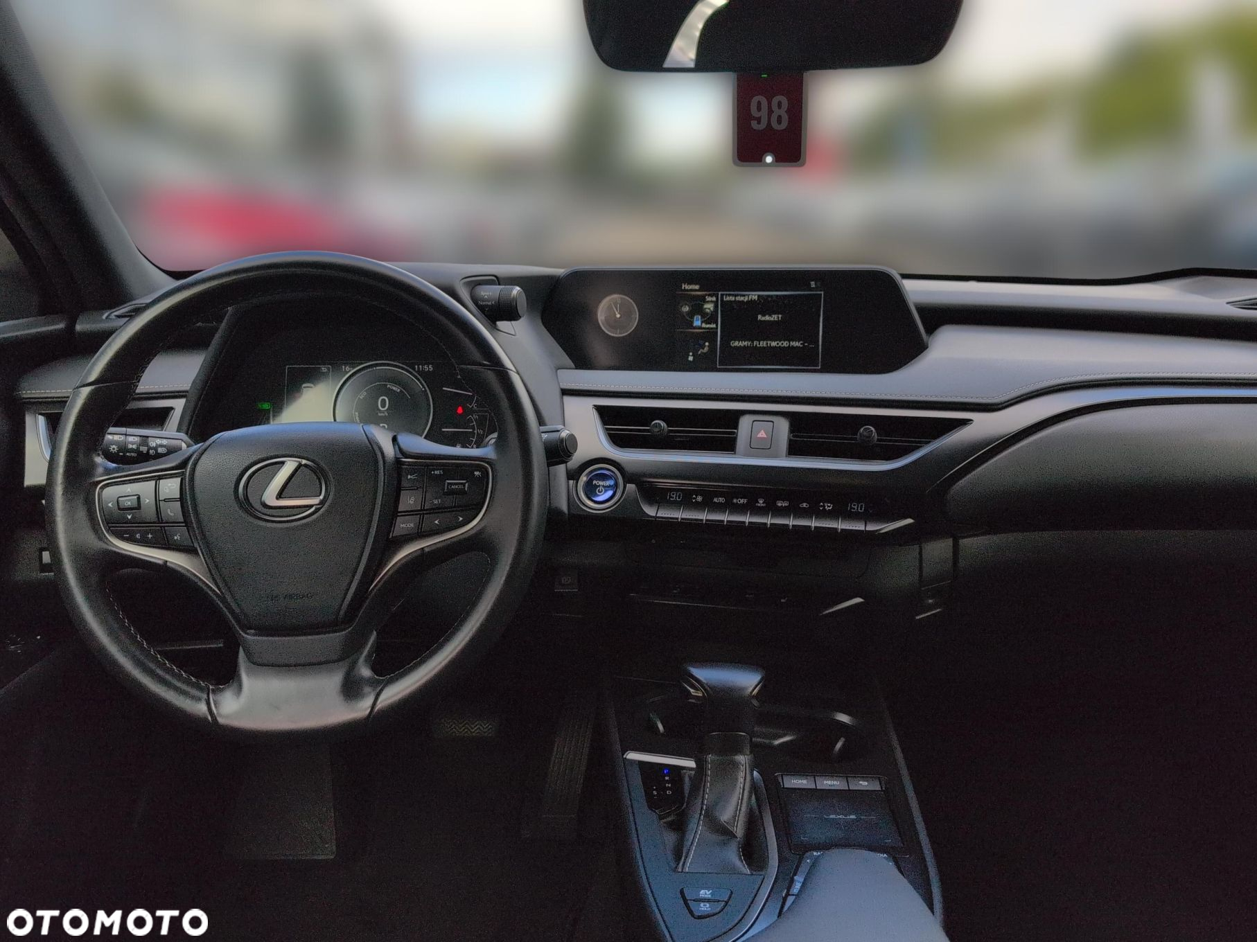 Lexus UX - 11