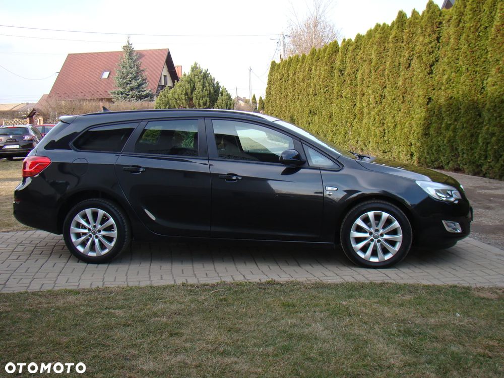 Opel Astra 1.4 Turbo - 4