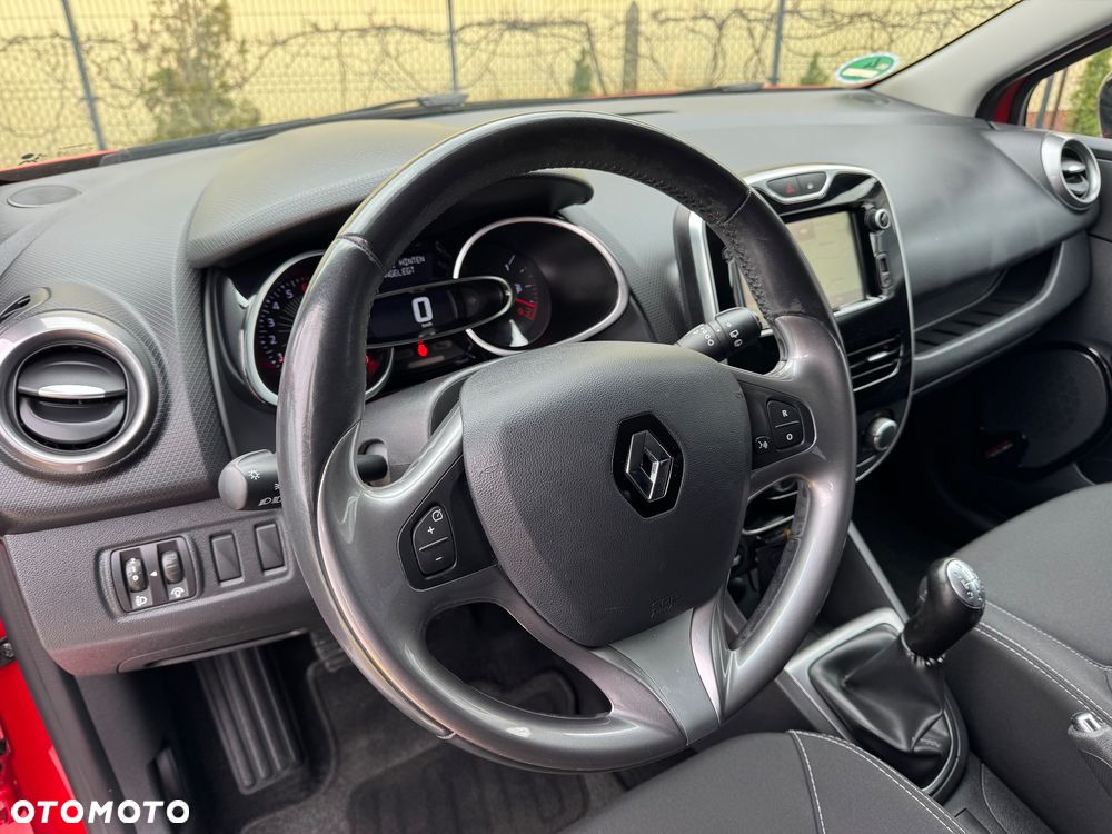 Renault Clio 1.2 16V 75 LIMITED - 17