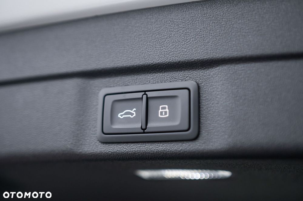 Audi A6 Avant TDI mHEV Quattro S tronic - 13