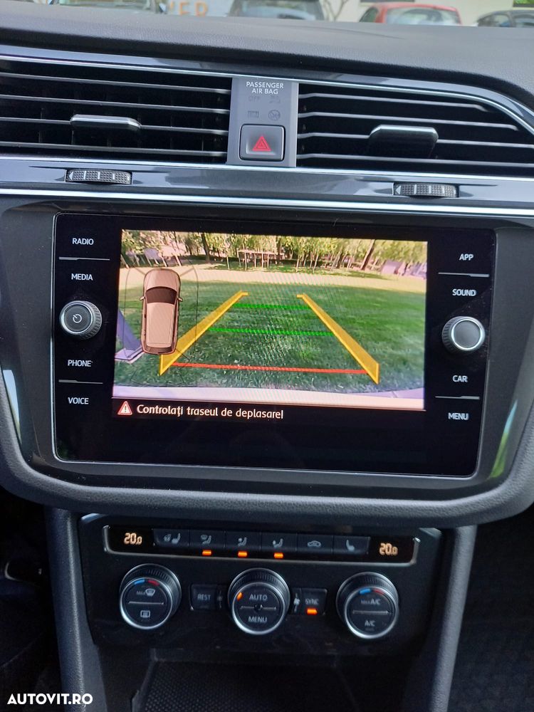 Volkswagen Tiguan 2.0 TSI 4Mot DSG R-Line - 22