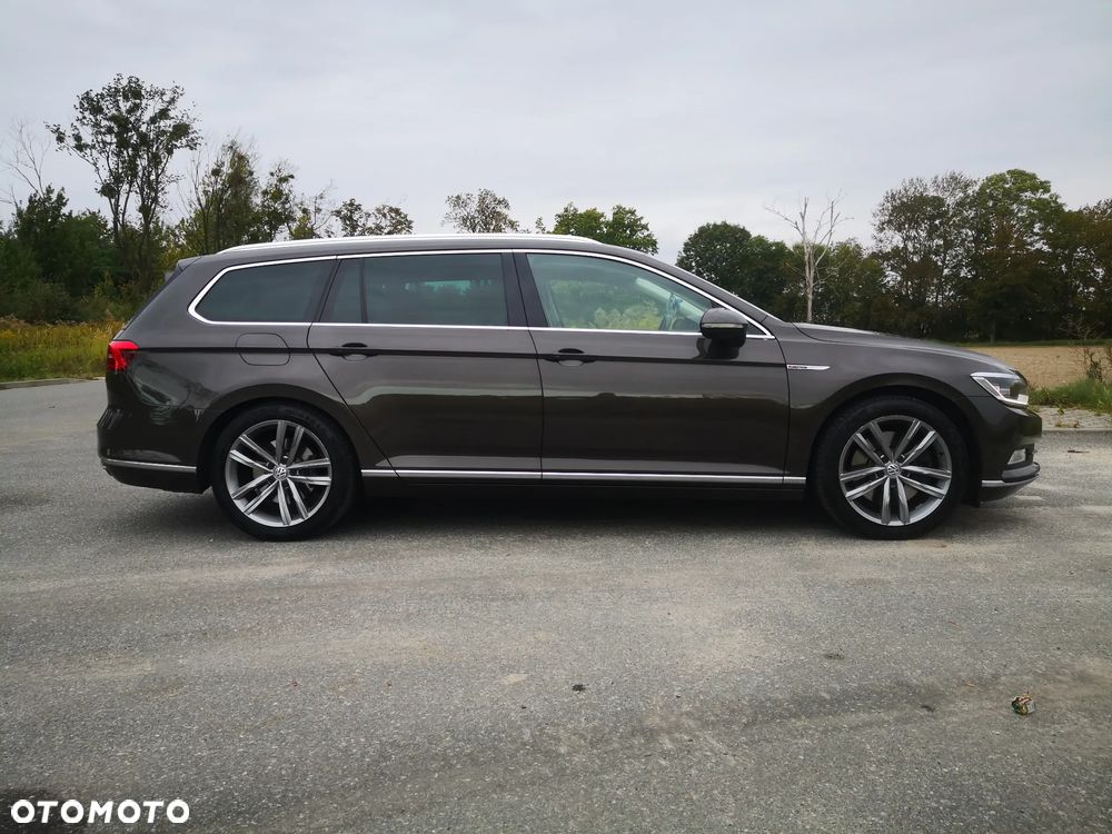 Volkswagen Passat - 4