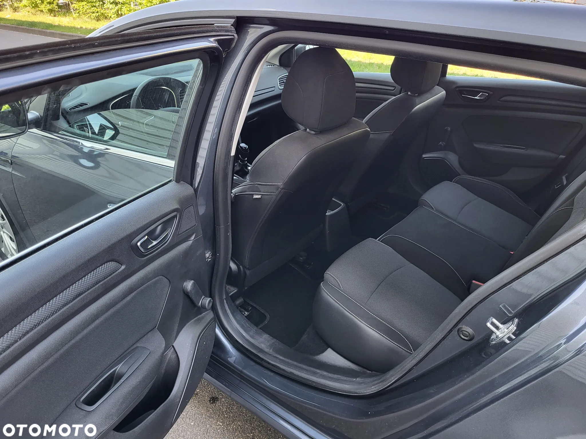 Renault Megane ENERGY TCe 100 LIFE - 14