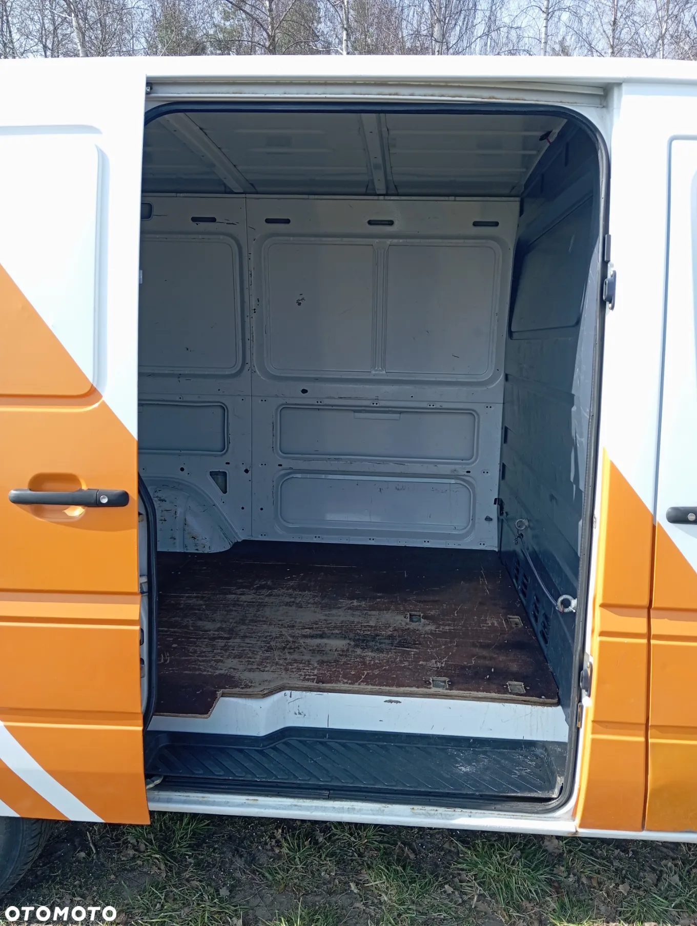 Mercedes-Benz Sprinter - 10