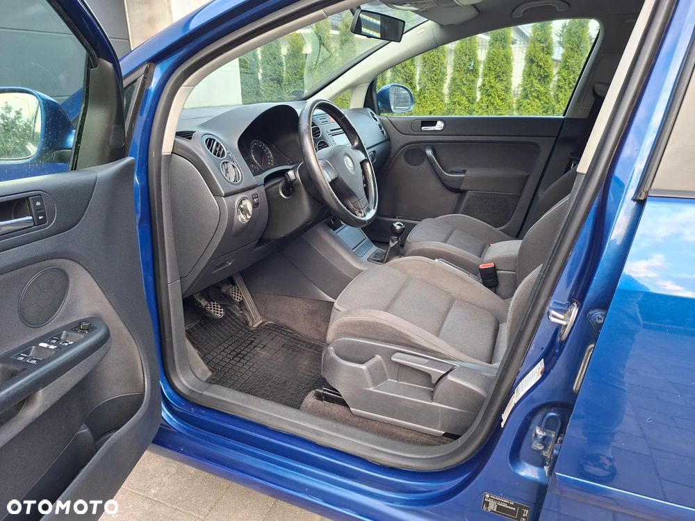 Volkswagen Golf - 12