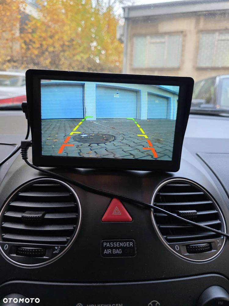 Volkswagen New Beetle - 4