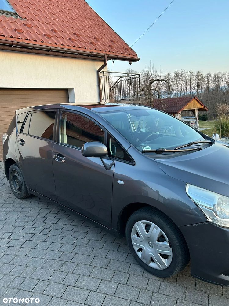 Toyota Verso 1.8 Sol 7os MS - 6