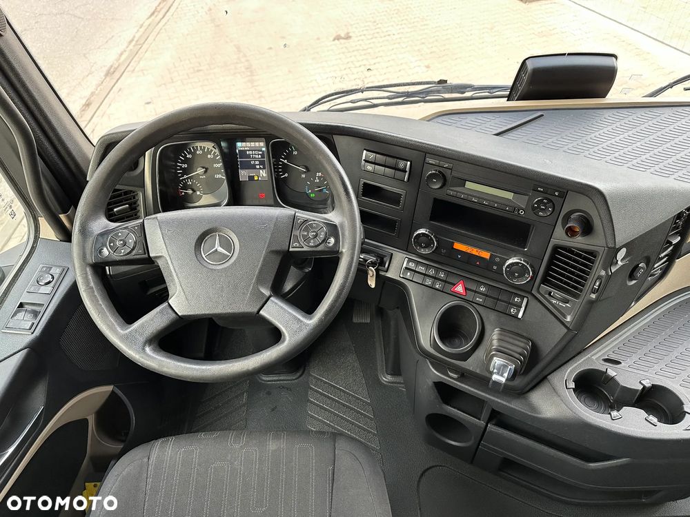 Mercedes-Benz ACTROS MP4 1842 - 11