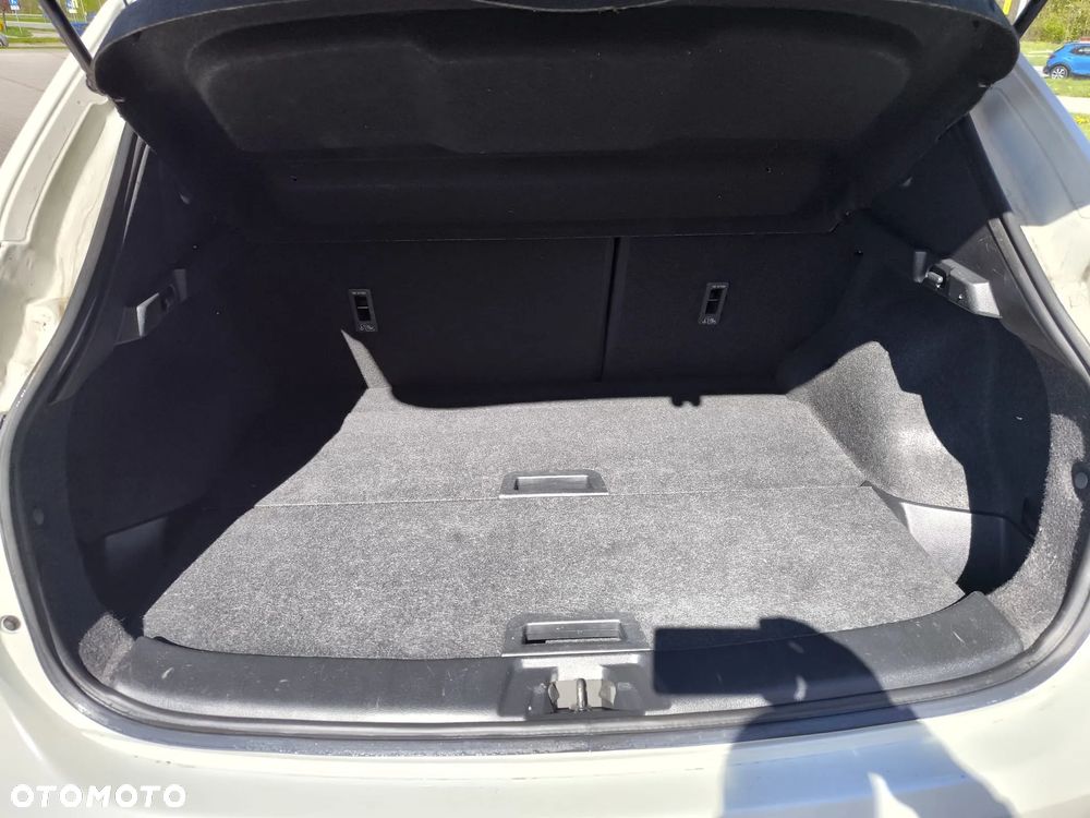 Nissan Qashqai 1.5 dCi N-Connecta - 9