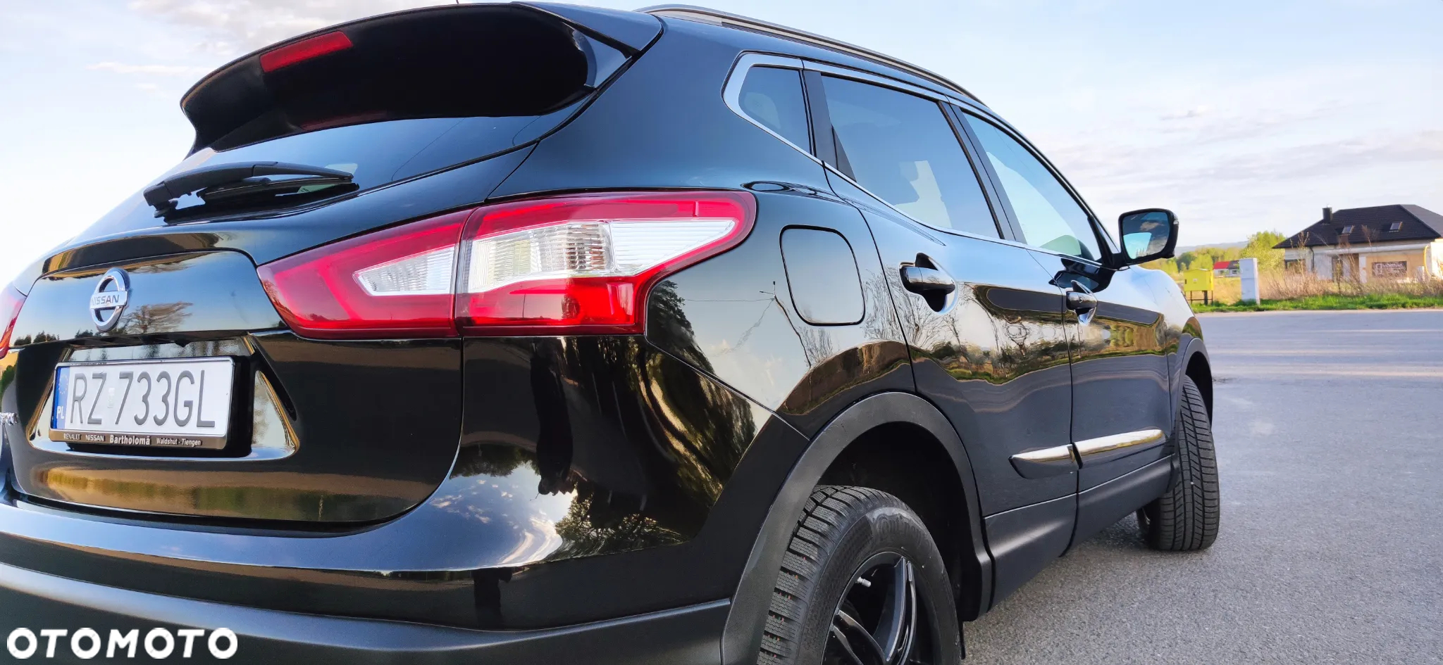 Nissan Qashqai 1.6 DCi 4x4 Tekna+ - 4