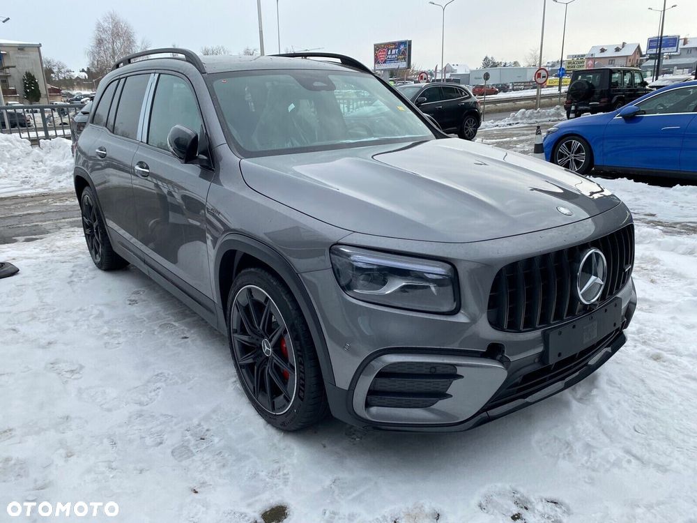 Mercedes-Benz GLB - 2