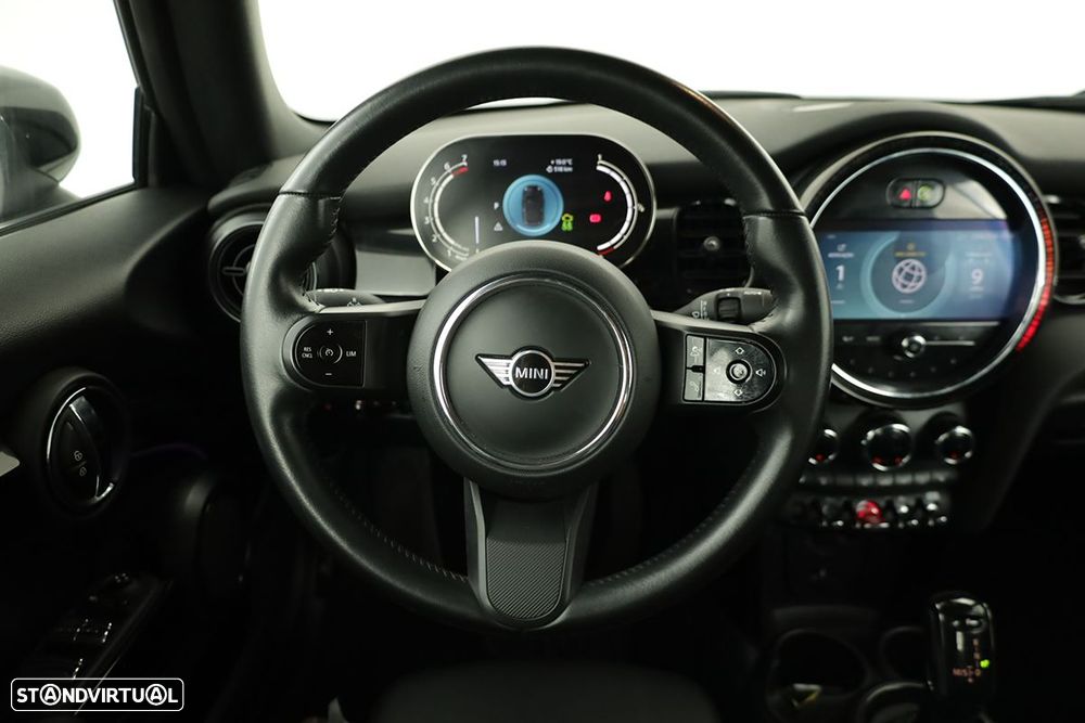 MINI 5 Portas Cooper Premium Classic Auto - 17