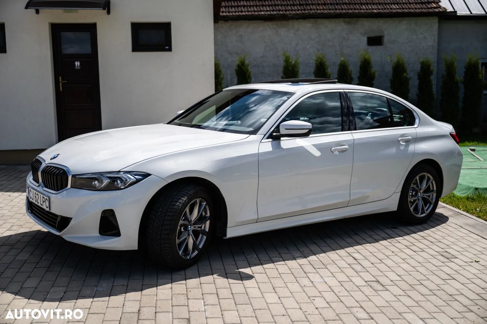 BMW Seria 3 330i Aut. Luxury Line - 6