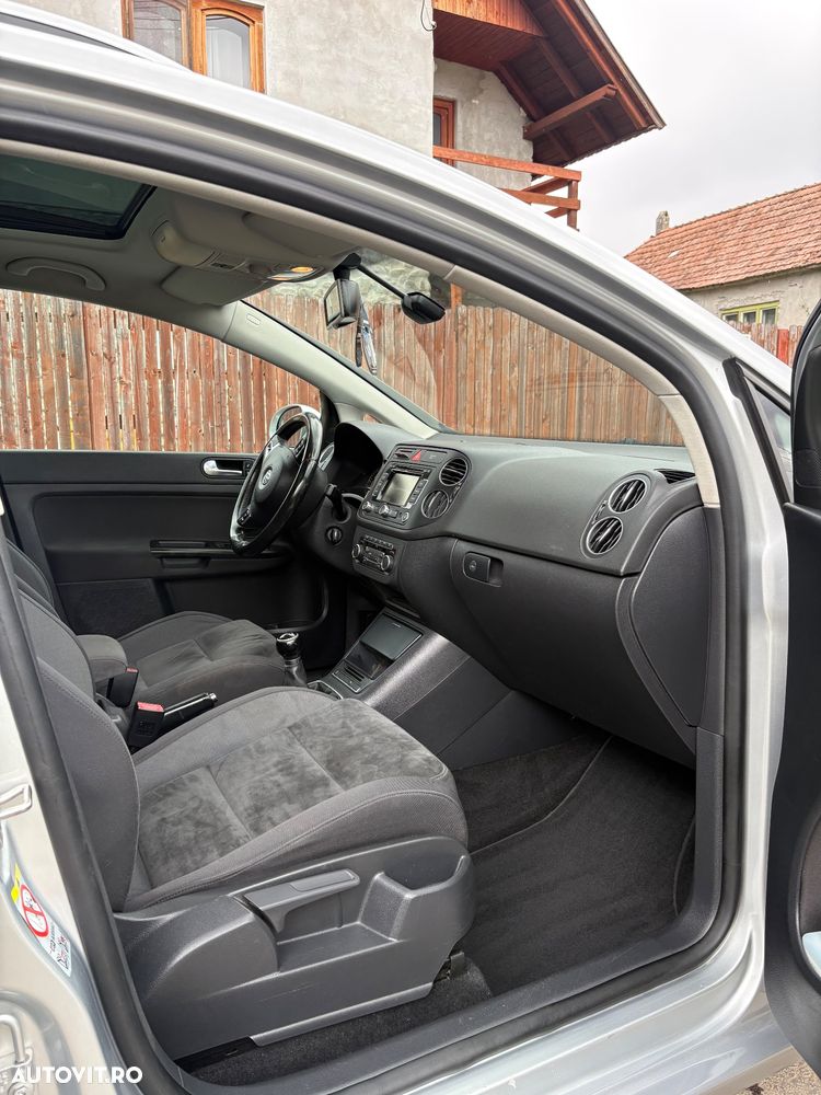 Volkswagen Golf Plus 2.0 TDI Comfortline - 13