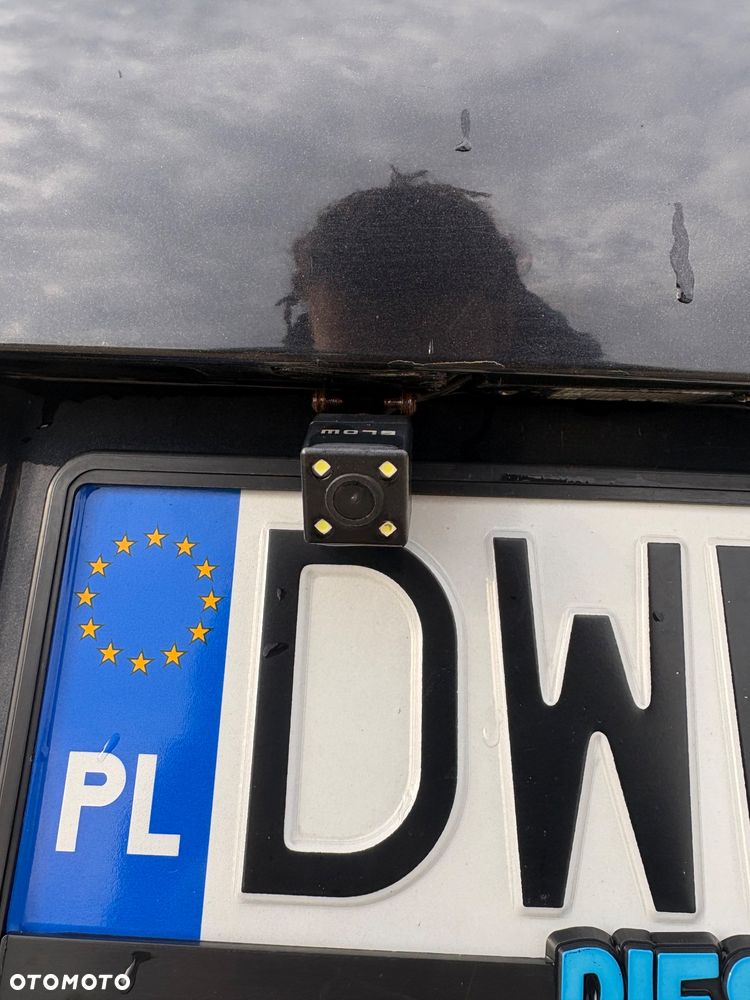 Volkswagen Passat 1.9 TDI Highline Tiptr - 11