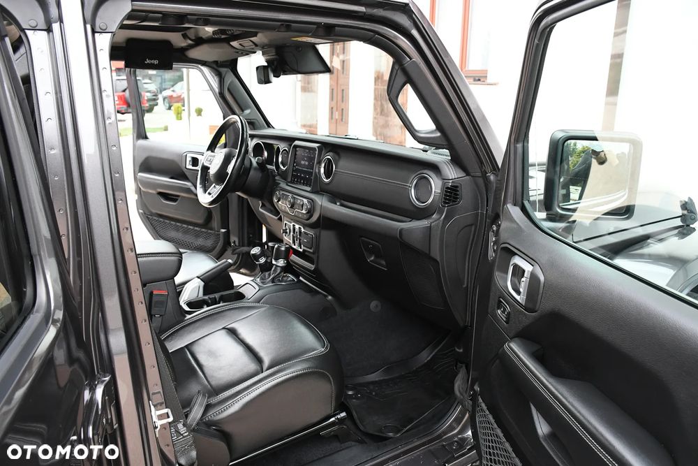 Jeep Wrangler Unlimited 2.2 CRD Sahara - 19