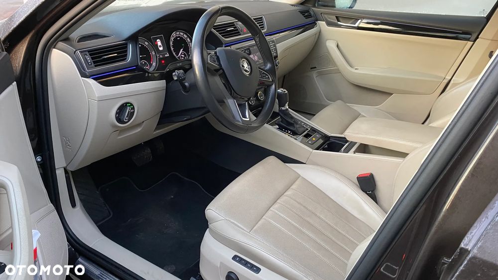Skoda Superb 2.0 TDI 4x4 L&K DSG - 5