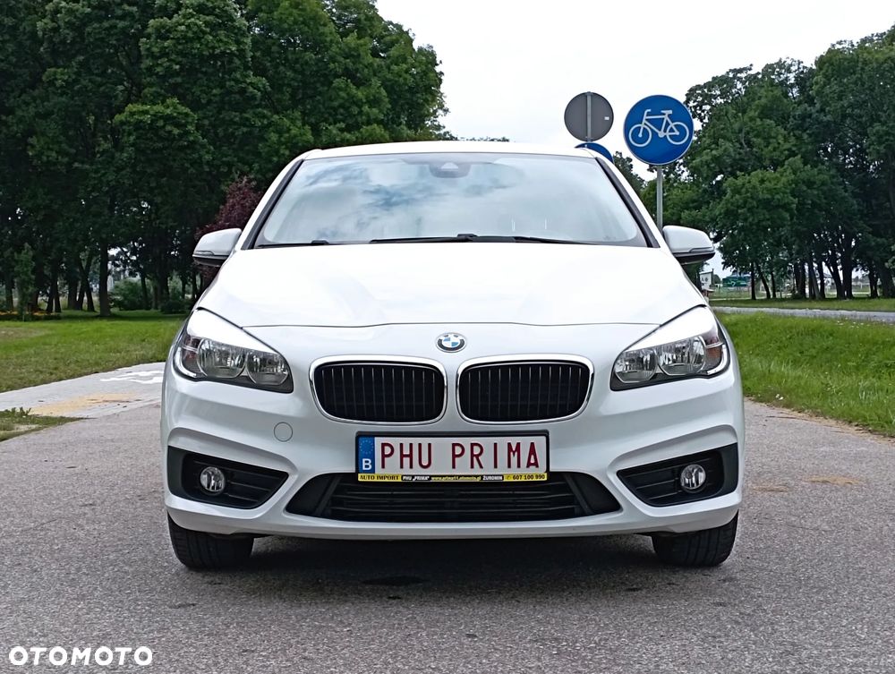 BMW Seria 2 218i - 9