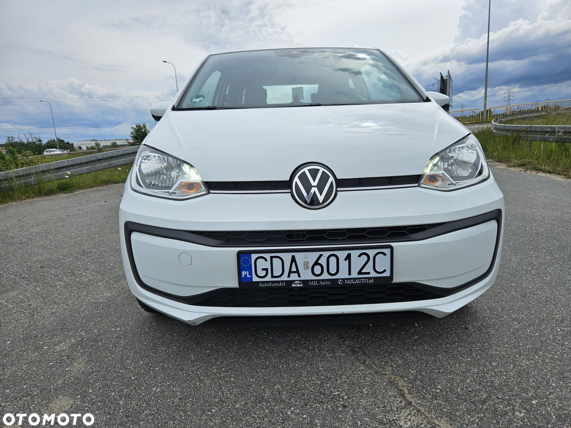 Volkswagen up! - 3