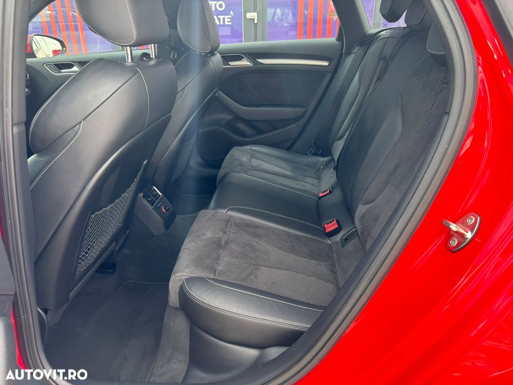 Audi A3 1.8 TFSI Quattro S tronic S line Sportpaket - 32