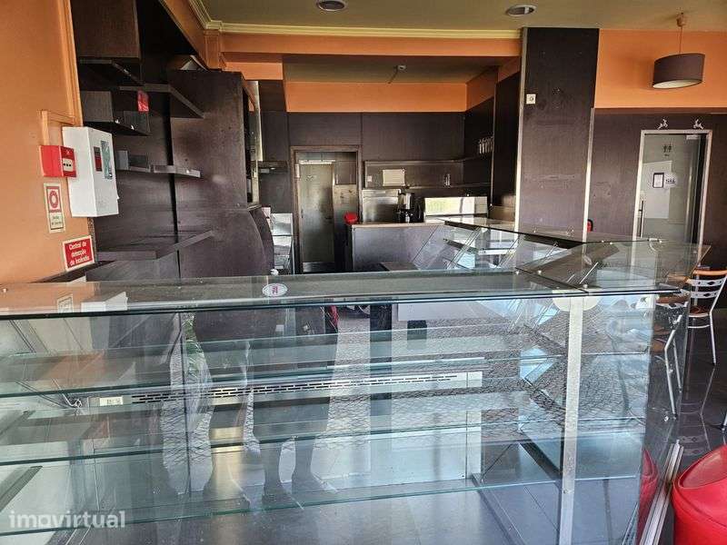 Vende-se loja Av. Urbano Duarte Coimbra - Grande imagem: 5/10
