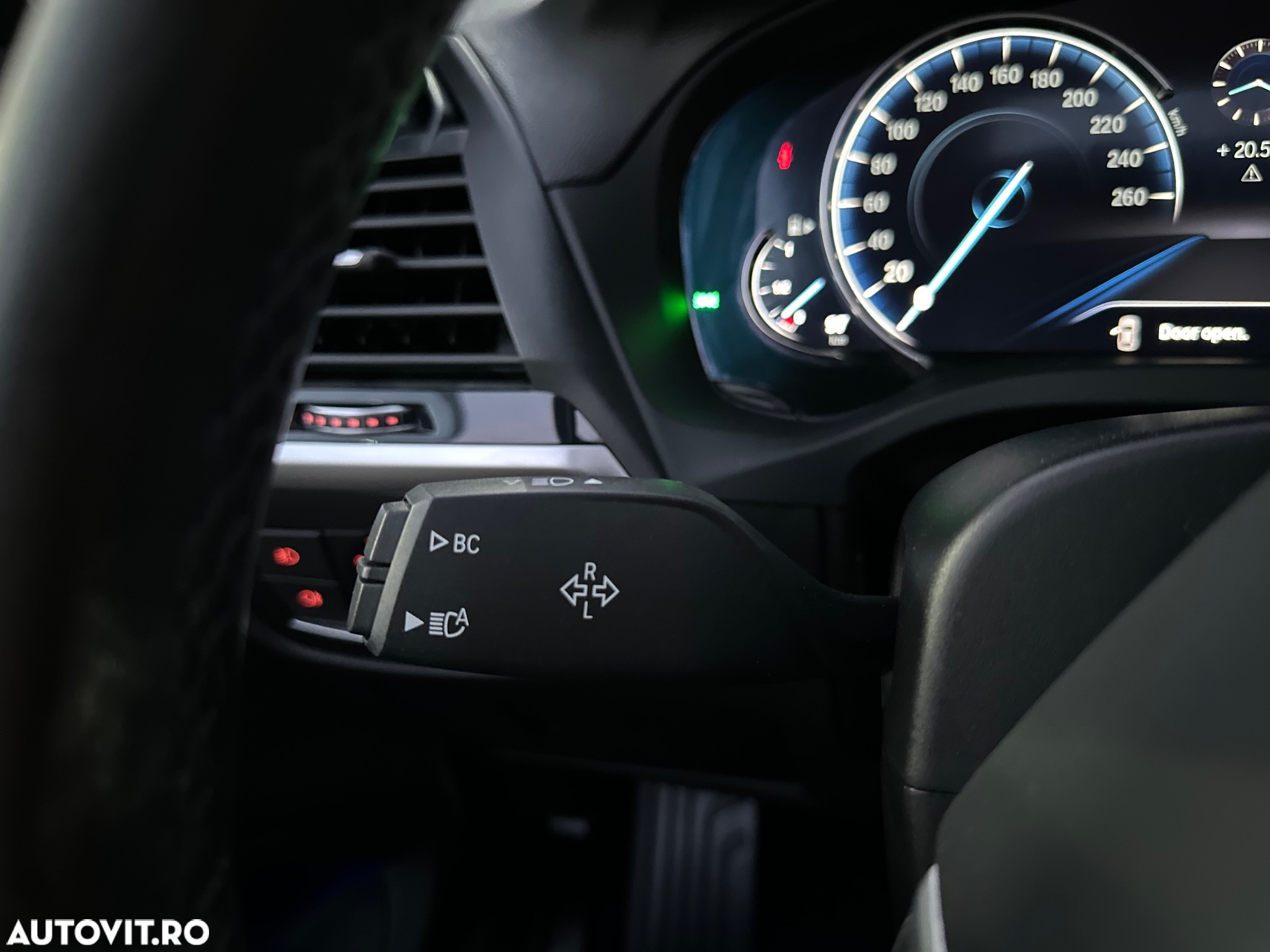 BMW X3 xDrive20i AT xLine - 23