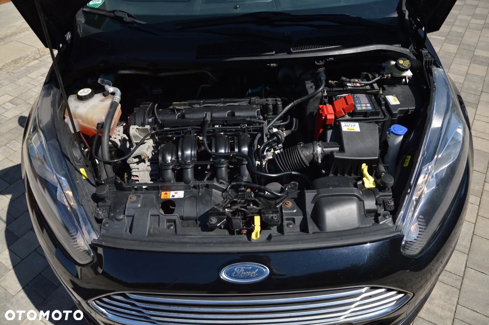 Ford Fiesta 1.25 Celebration - 9