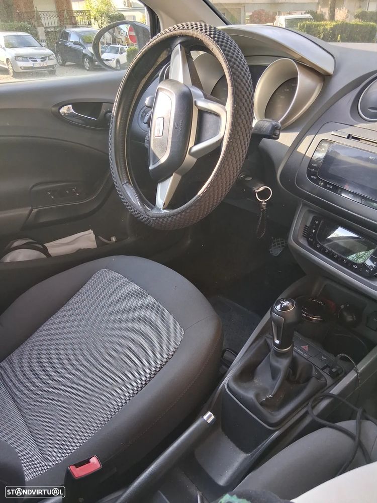 SEAT Ibiza - 5