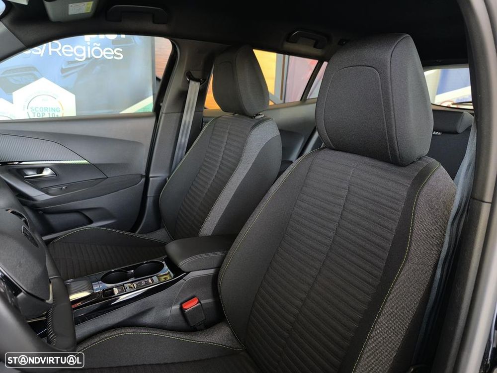 Peugeot e-2008 54 kWh Active - 10