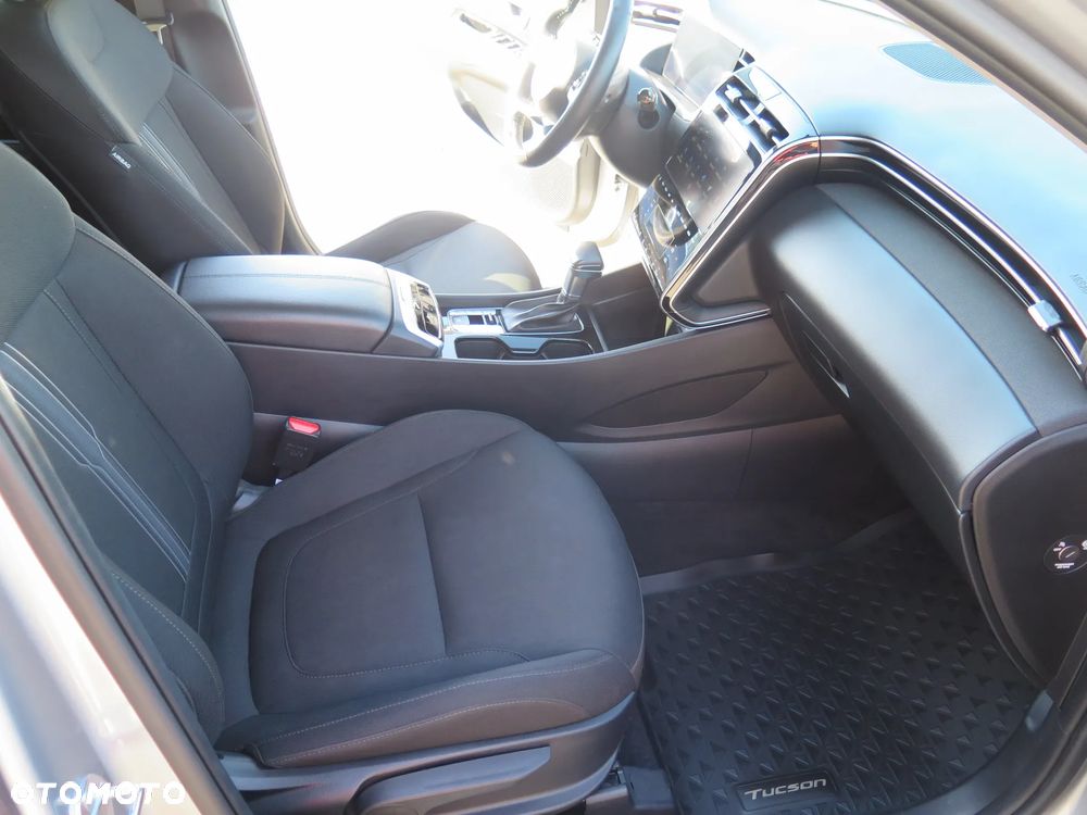 Hyundai Tucson - 32